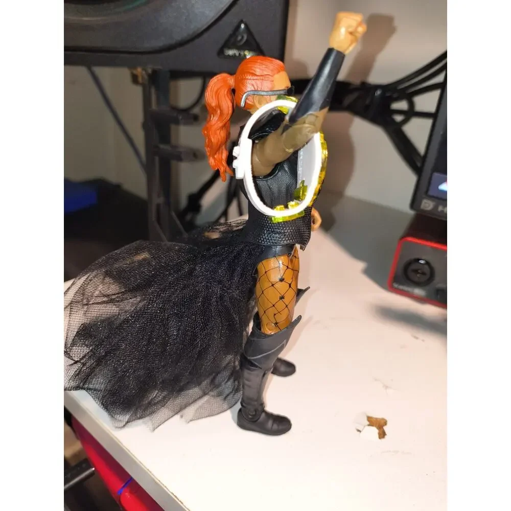Wwe Elite set Seth Rollins & Becky Lynch With Accessories And Championship Belts